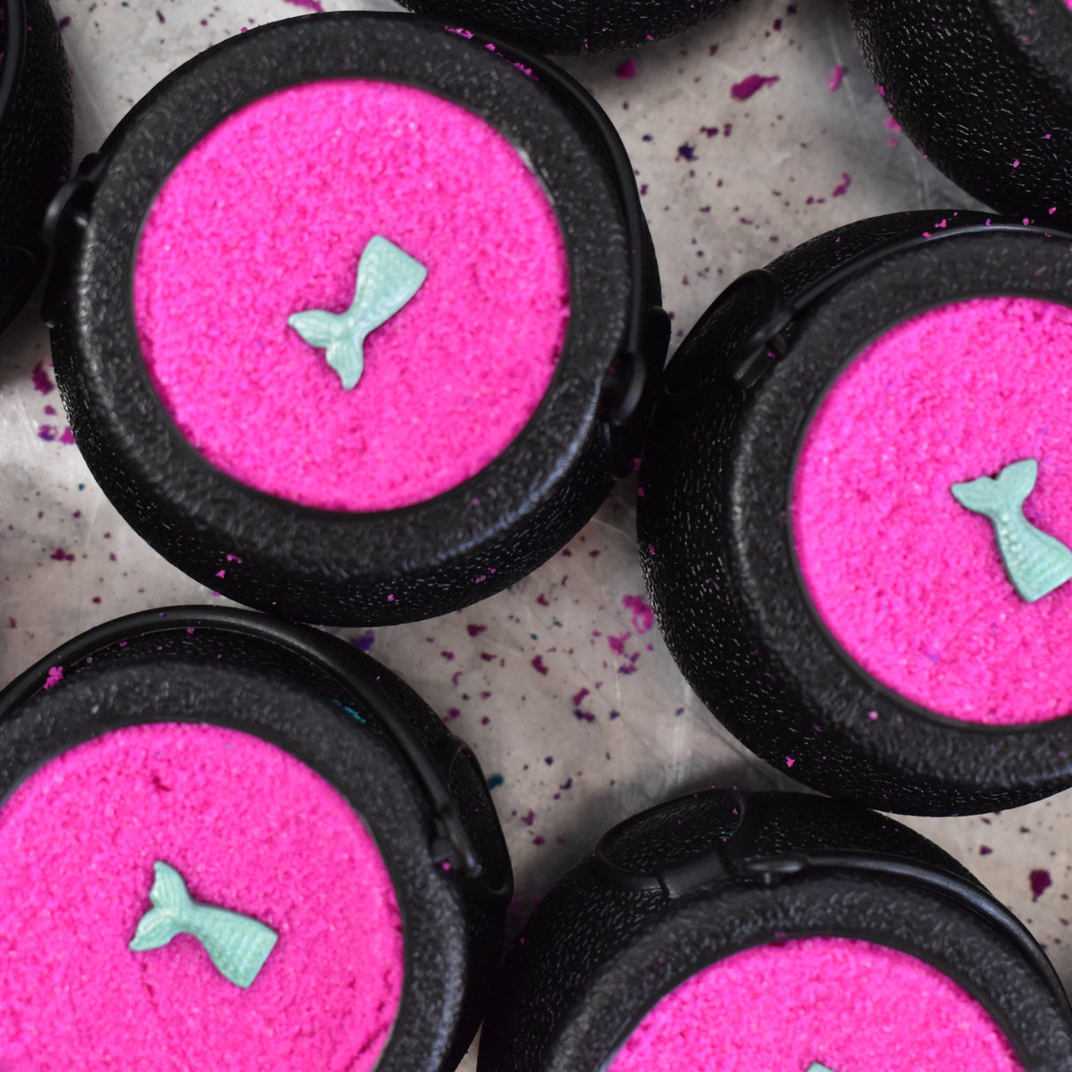 Bubbling Cauldron Bath Bomb - Mermaid