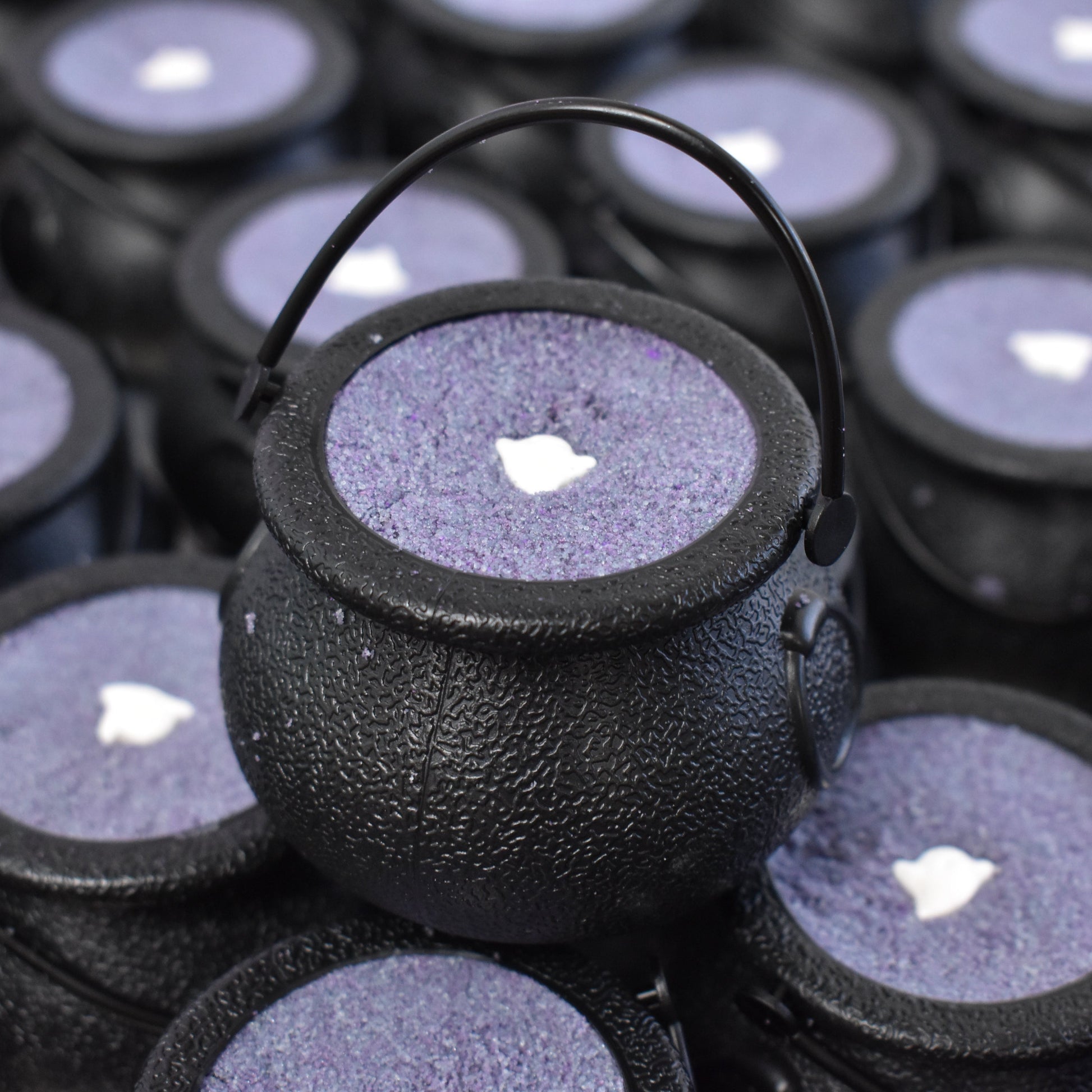 Bubbling Cauldron Halloween Bath Bomb - Ghostie - Small Batch Soaps